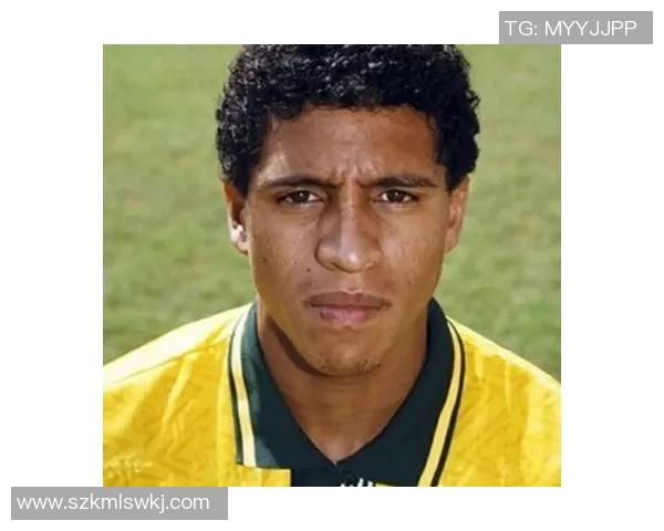 80年代足球左后卫球星风采回顾与传奇影响分析